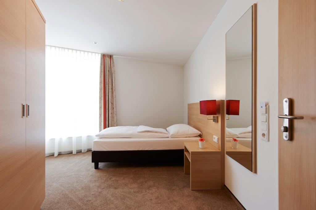 Sternen Hotel Wolfurt Bregenz Room photo