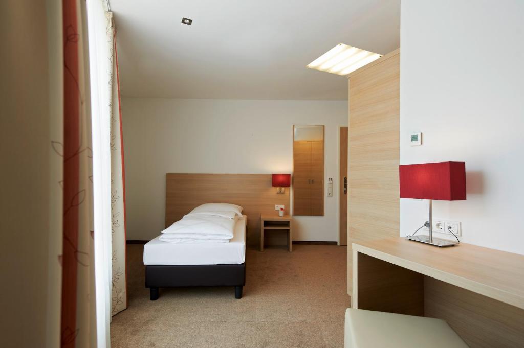 Sternen Hotel Wolfurt Bregenz Room photo